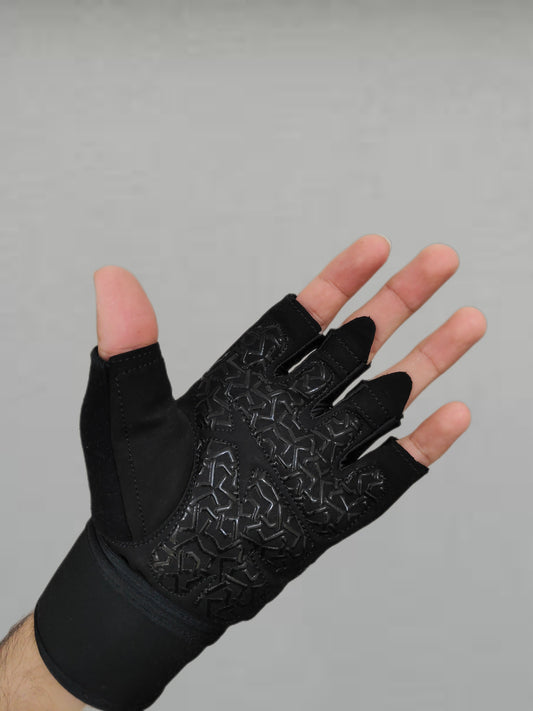 BLACKOUT GLOVES | MDX SPORT'S |